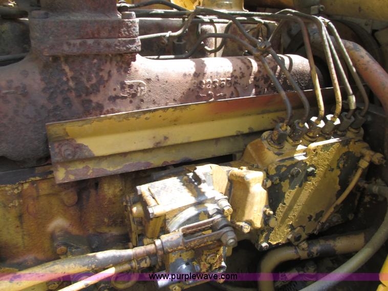 image for item AW9995 1980 Caterpillar D5B dozer