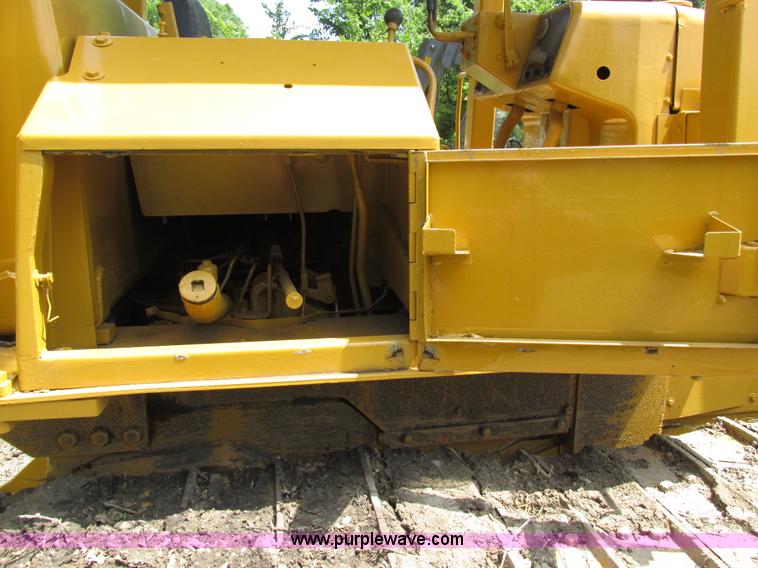 image for item AW9995 1980 Caterpillar D5B dozer