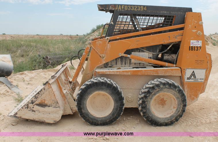 image for item C3909 2001 Case 1845C skid steer
