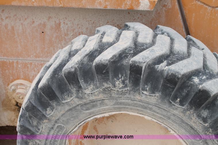 image for item C3909 2001 Case 1845C skid steer