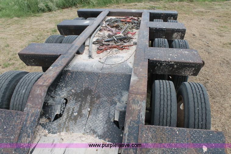 image for item C3910 2006 Eager Beaver 50GSL trailer