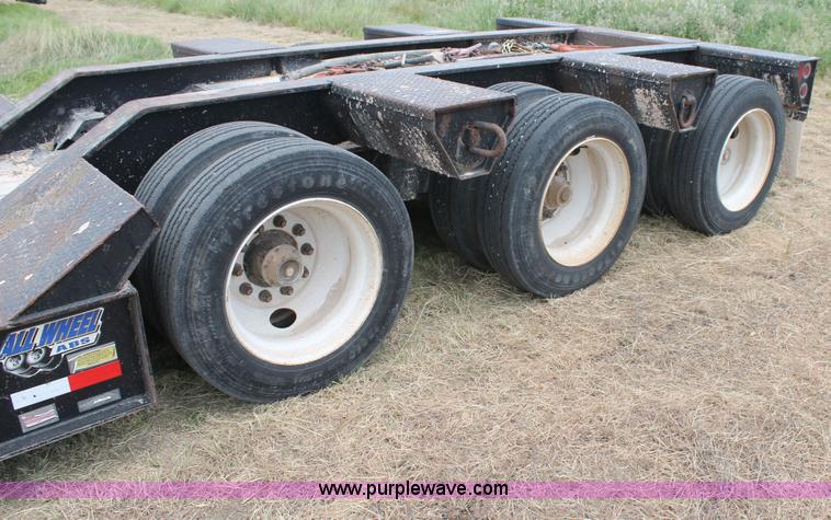 image for item C3910 2006 Eager Beaver 50GSL trailer