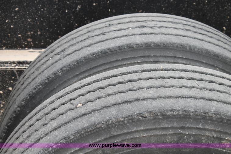 image for item C3910 2006 Eager Beaver 50GSL trailer