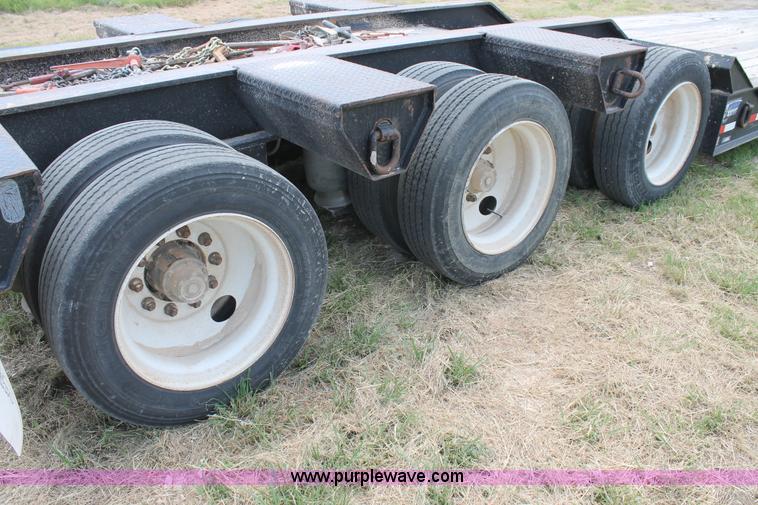 image for item C3910 2006 Eager Beaver 50GSL trailer