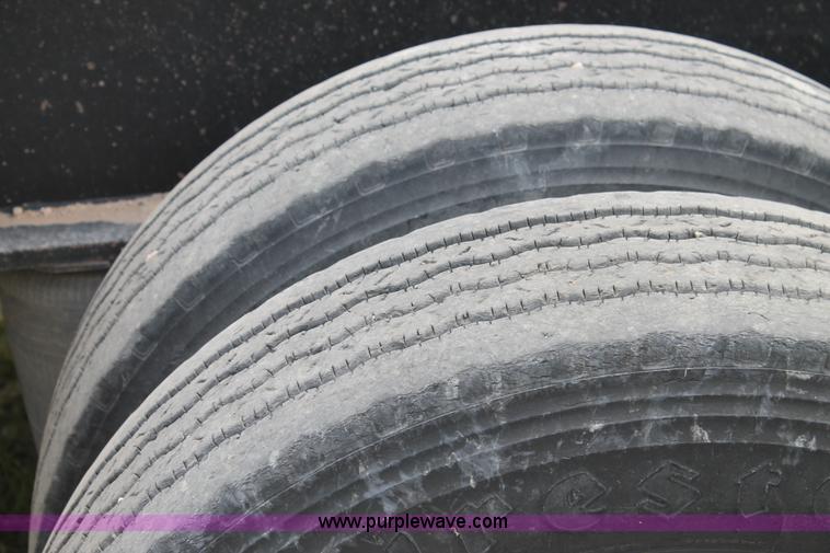 image for item C3910 2006 Eager Beaver 50GSL trailer