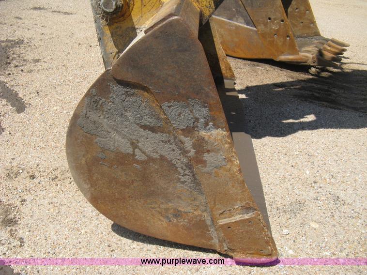 image for item D1120 Caterpillar 6' trench bucket