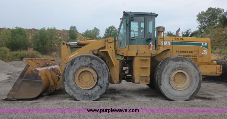 image for item D2109 1997 Kawasaki 90Z wheel loader