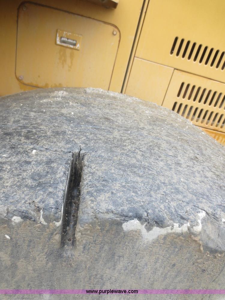 image for item D2109 1997 Kawasaki 90Z wheel loader