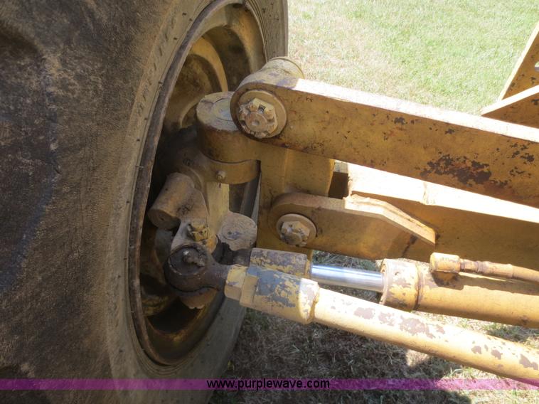 image for item D2115 1980 Galion A550 articulated motor grader
