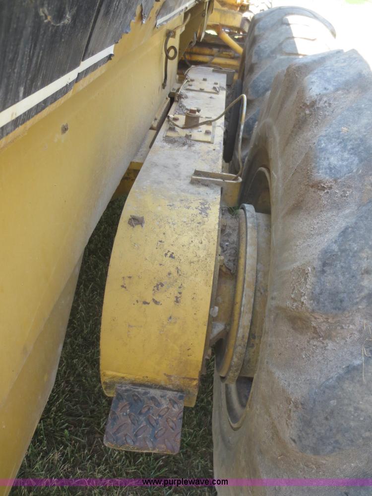image for item D2115 1980 Galion A550 articulated motor grader