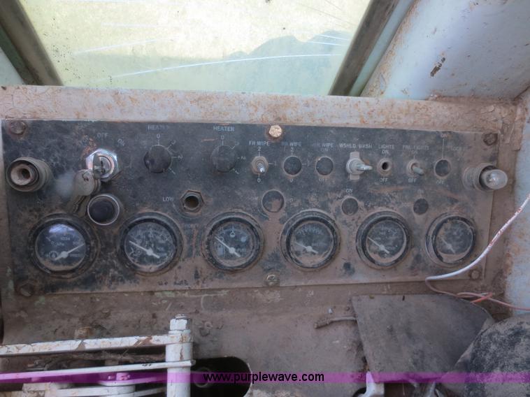 image for item D2115 1980 Galion A550 articulated motor grader