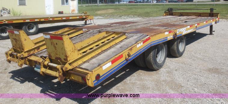image for item D2120 1994 Eager Beaver 10HDB equipment trailer