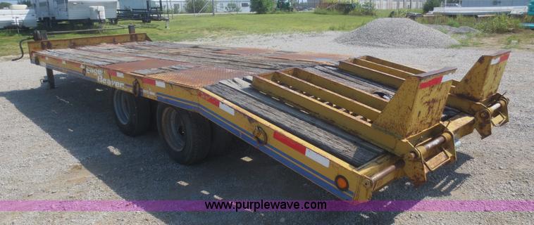 image for item D2120 1994 Eager Beaver 10HDB equipment trailer