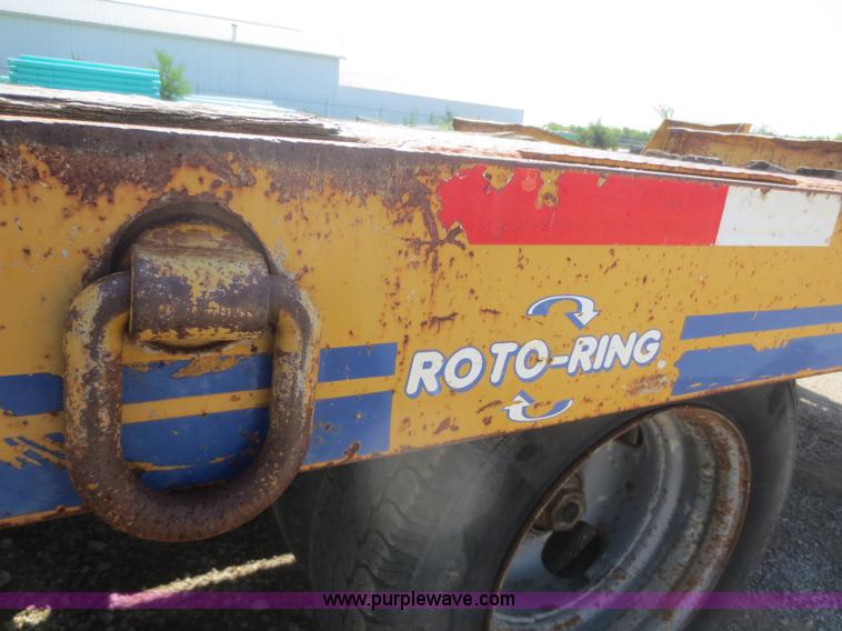 image for item D2120 1994 Eager Beaver 10HDB equipment trailer