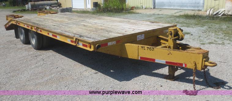 image for item D2121 1999 Belshe T9 equipment trailer