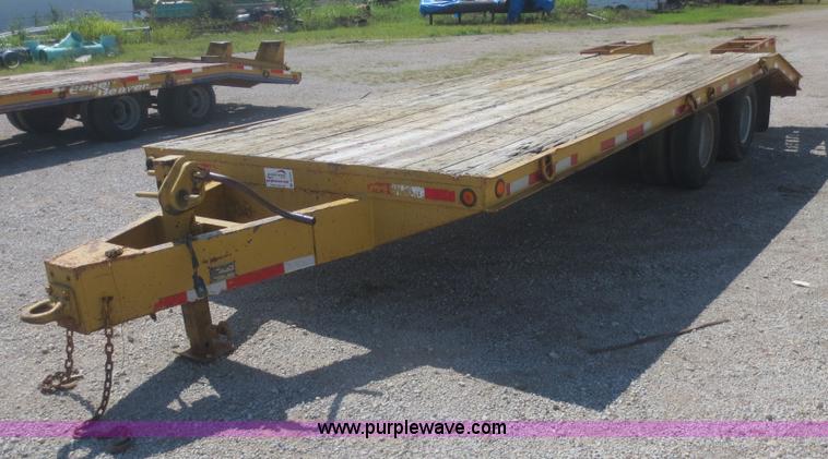 image for item D2121 1999 Belshe T9 equipment trailer