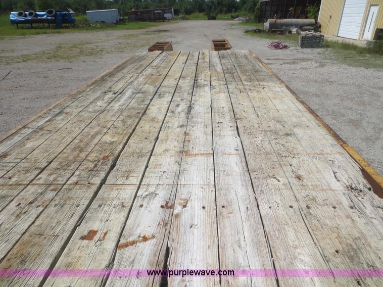 image for item D2121 1999 Belshe T9 equipment trailer