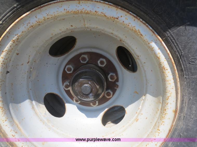 image for item D2121 1999 Belshe T9 equipment trailer