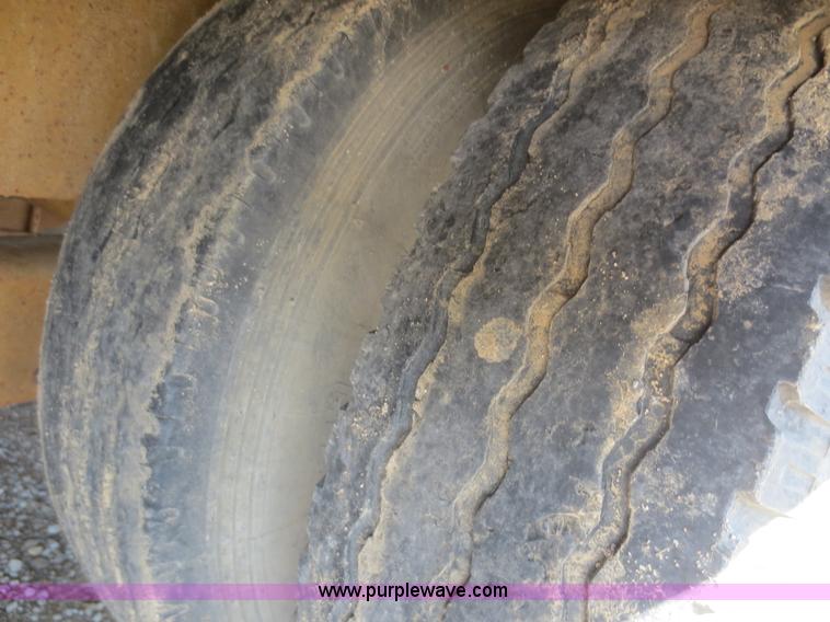 image for item D2121 1999 Belshe T9 equipment trailer