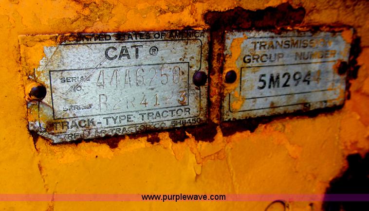 image for item E4920 1962 Caterpillar D6B dozer