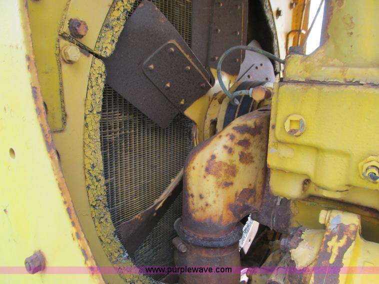 image for item E4920 1962 Caterpillar D6B dozer