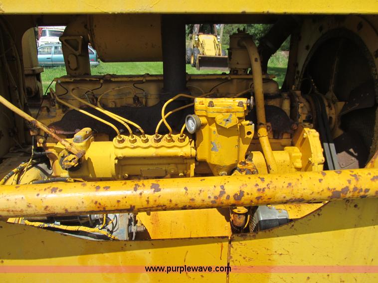 image for item E4920 1962 Caterpillar D6B dozer