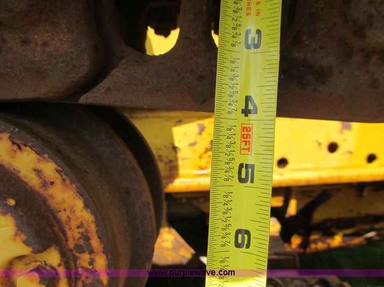 image for item E4920 1962 Caterpillar D6B dozer