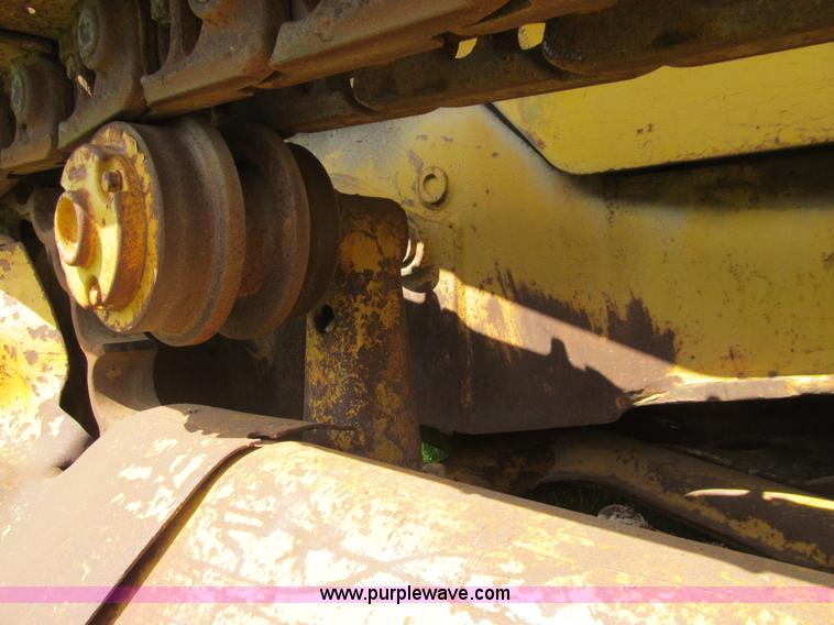 image for item E4920 1962 Caterpillar D6B dozer