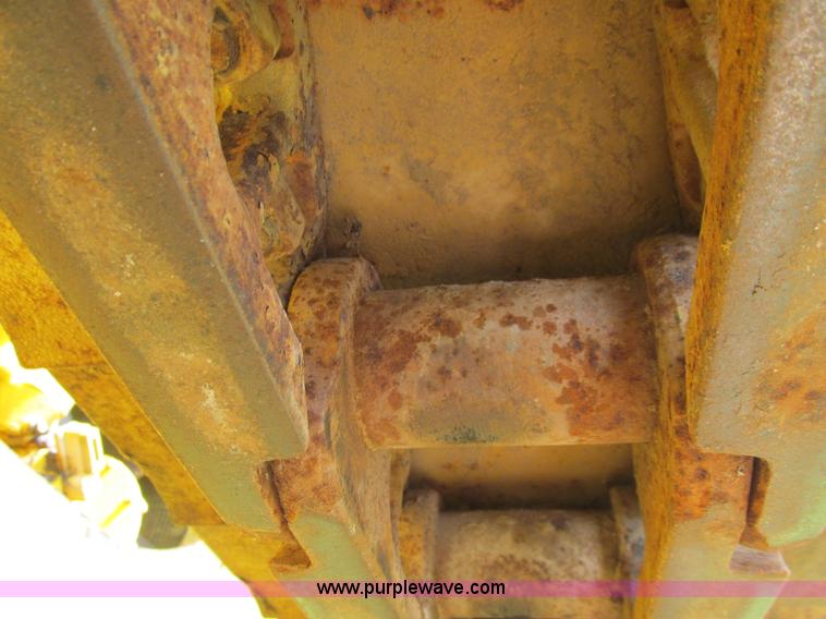 image for item E4920 1962 Caterpillar D6B dozer