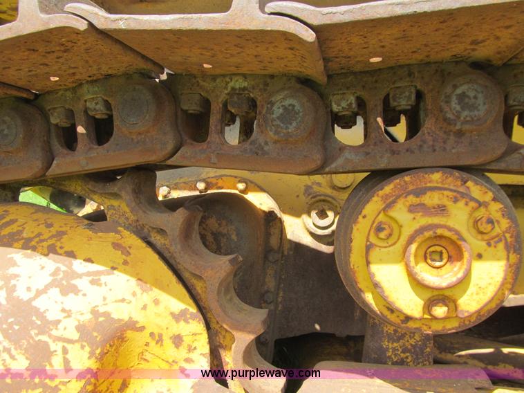 image for item E4920 1962 Caterpillar D6B dozer