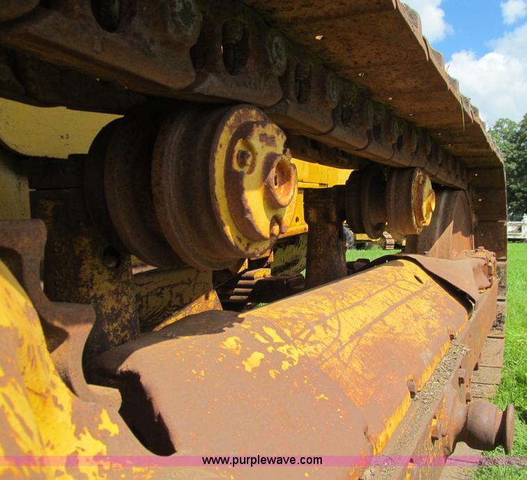 image for item E4920 1962 Caterpillar D6B dozer