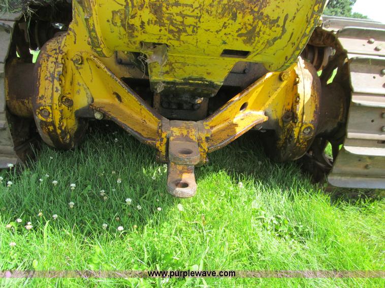 image for item E4920 1962 Caterpillar D6B dozer