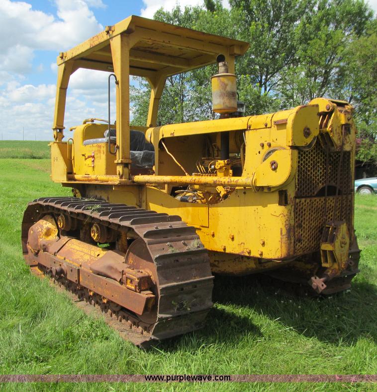 image for item E4920 1962 Caterpillar D6B dozer