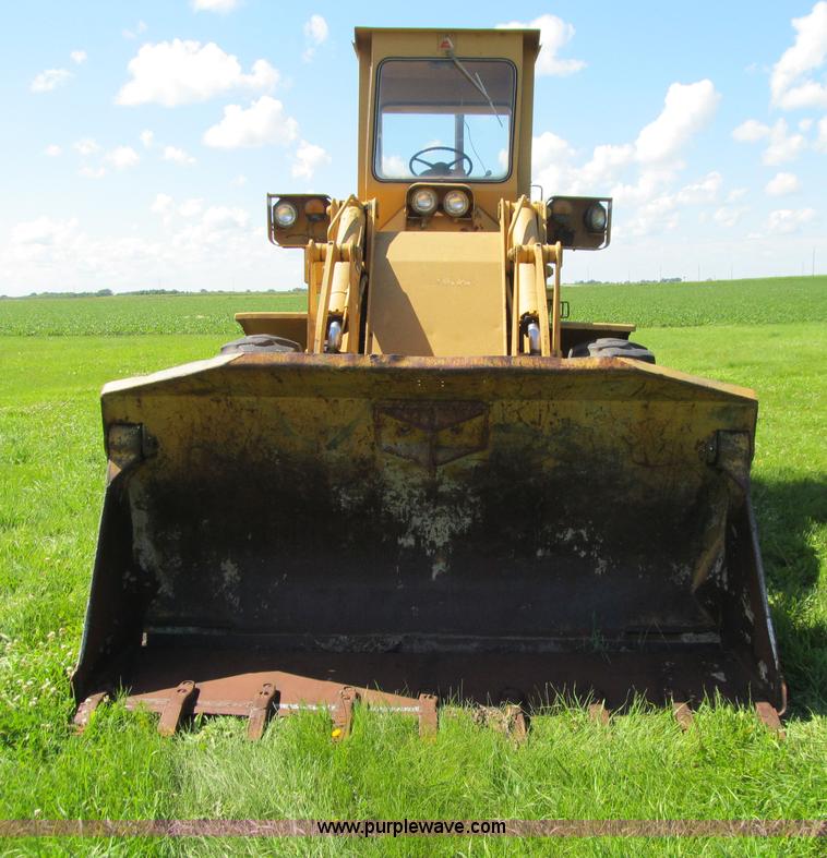 image for item E4921 1969 Allis Chalmers 645M wheel loader