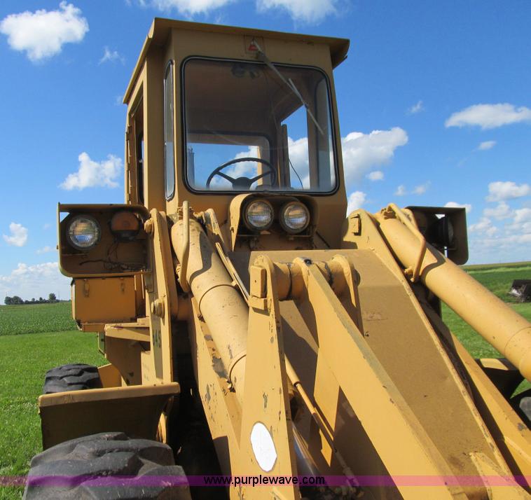 image for item E4921 1969 Allis Chalmers 645M wheel loader