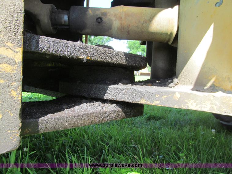 image for item E4921 1969 Allis Chalmers 645M wheel loader