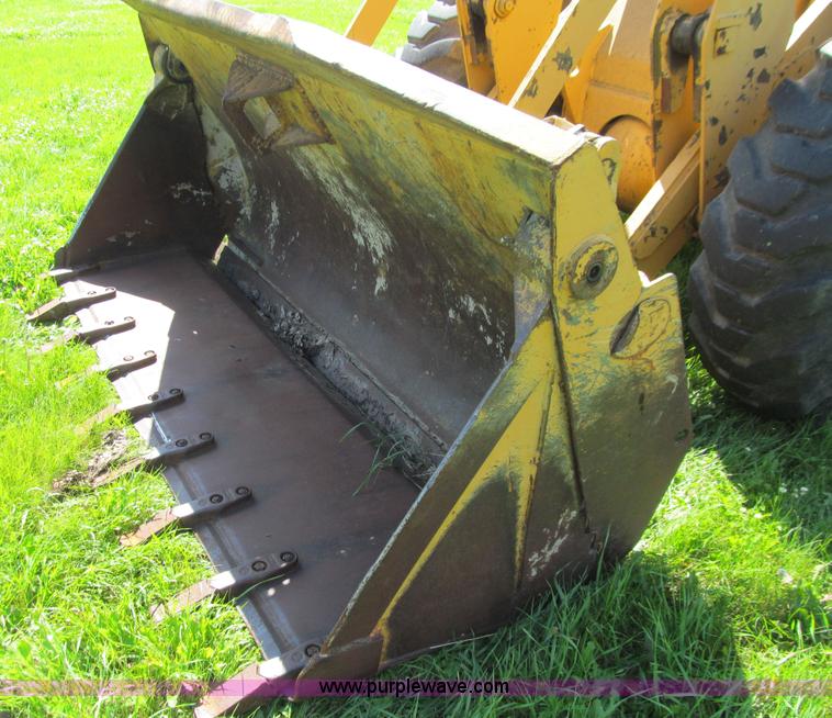 image for item E4921 1969 Allis Chalmers 645M wheel loader