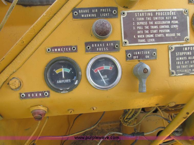 image for item E4921 1969 Allis Chalmers 645M wheel loader