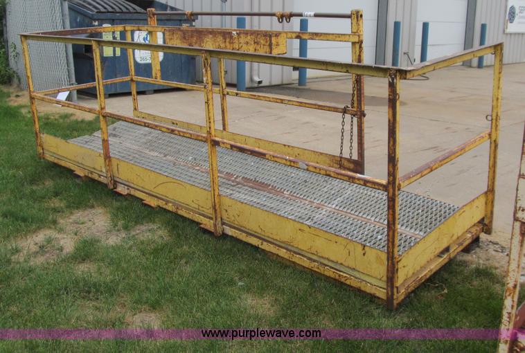 image for item E4928 Personnel basket