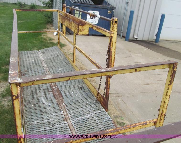 image for item E4928 Personnel basket