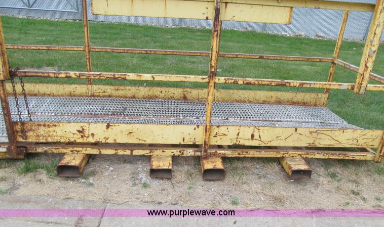 image for item E4928 Personnel basket