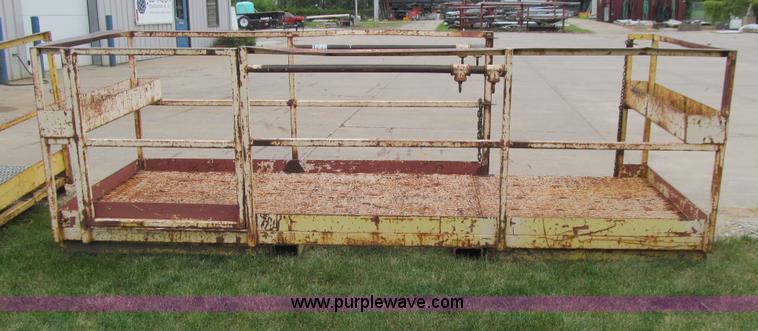 image for item E4929 Personnel basket