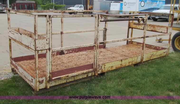 image for item E4929 Personnel basket