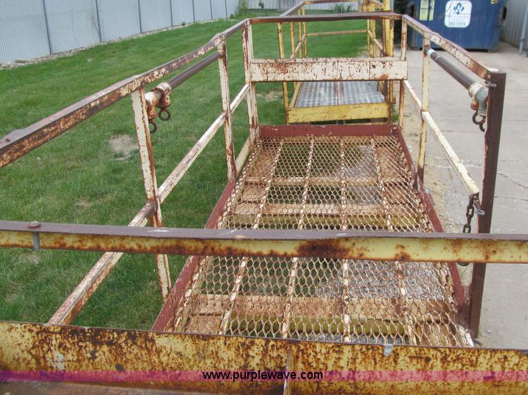 image for item E4929 Personnel basket