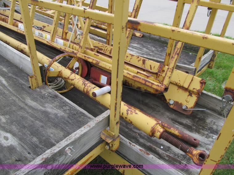 image for item E4930 Rustgo 195 portable work platform