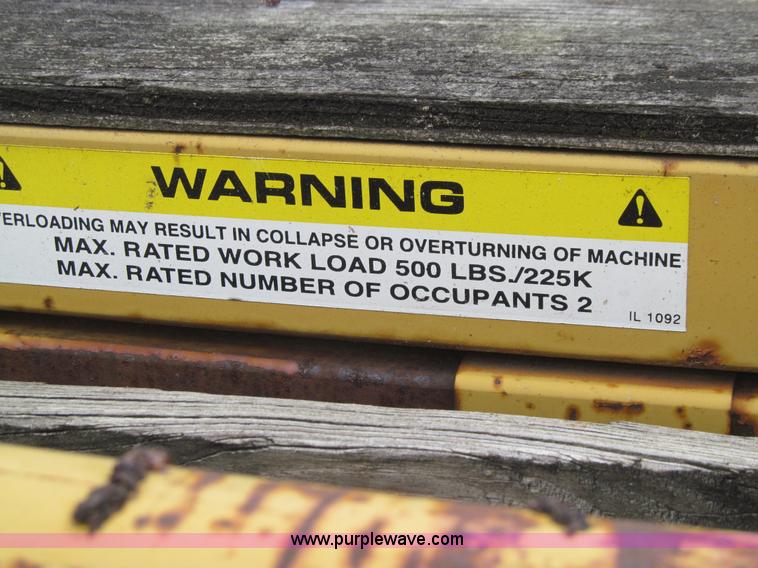 image for item E4930 Rustgo 195 portable work platform