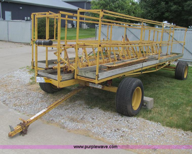 image for item E4930 Rustgo 195 portable work platform