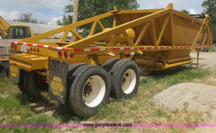 image for item F6942 1995 Ranch belly dump trailer