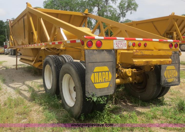 image for item F6942 1995 Ranch belly dump trailer