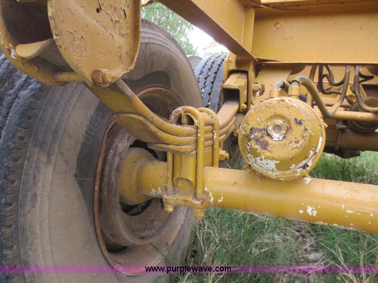 image for item F6942 1995 Ranch belly dump trailer